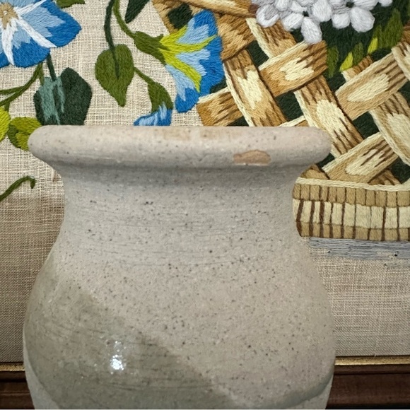 Handmade In Mexico Neutral Glazed Ceramic Vase - Picture 9 of 10